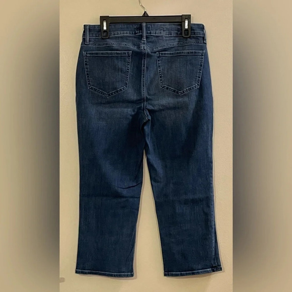NYDJ Marilyn Straight Capri in Cool Embrace Denim - Picture 6 of 8